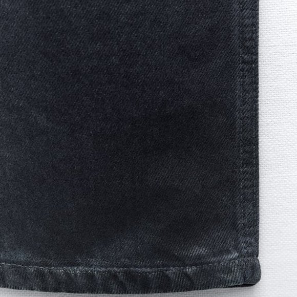 ZARA MID RISE LOOSE FIT FOIL JEANS - Picture 2 of 10